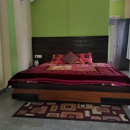 Tree Valley Homestay Chail Dış mekan fotoğraf