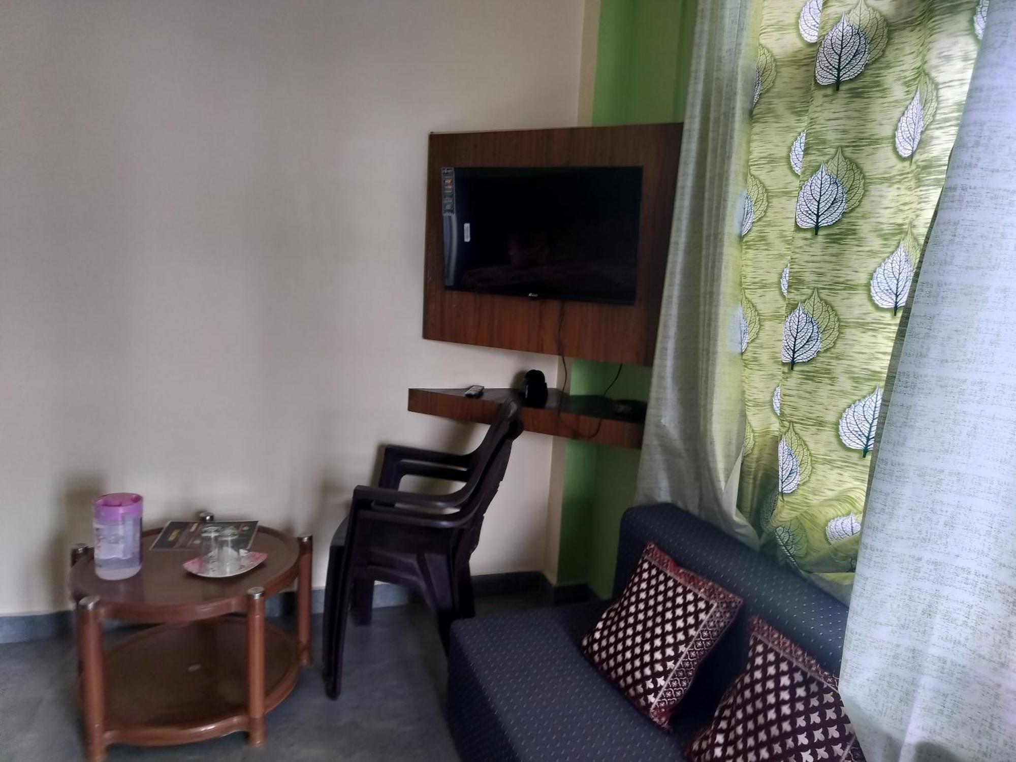 Tree Valley Homestay Chail Dış mekan fotoğraf